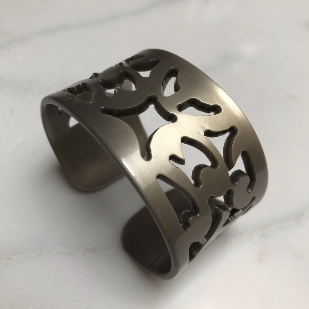 Pewter resin cuff bracelet